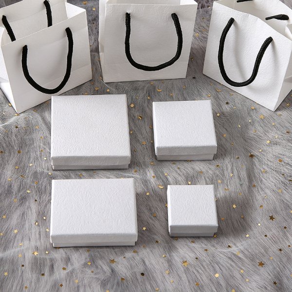 Solid Color Jewelry Box Packaging