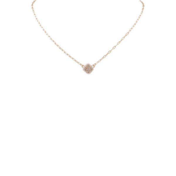 Quatrefoil Cream Pearl Necklace
